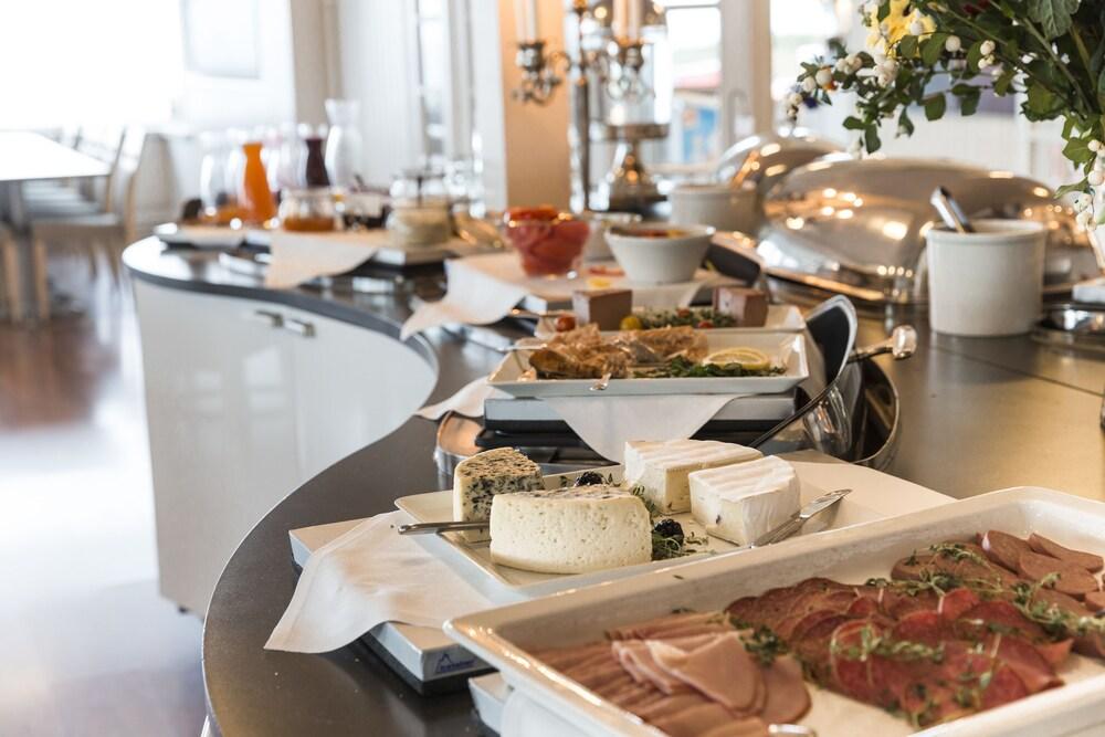 Hotell Och Restaurang Hovs Hallar โบสตัด ภายนอก รูปภาพ